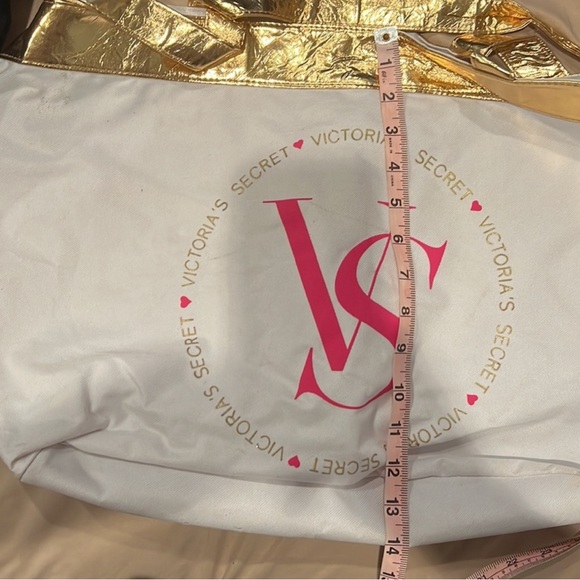 Victoria Secrets Tote - Picture 5 of 5